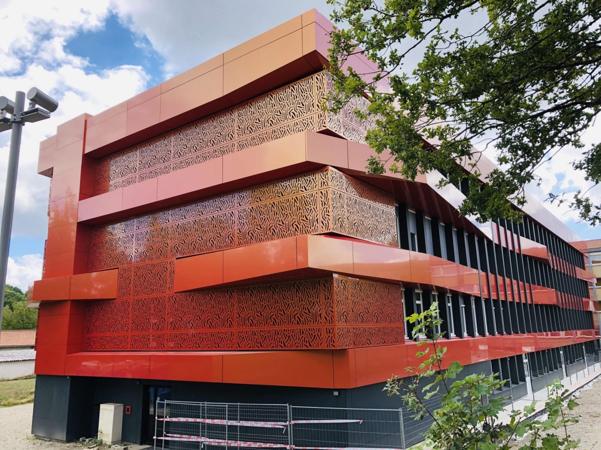 Lycée les Vaseix panneau composite aluminium aluminium composite Alucobond 3a Composites TIM Composites